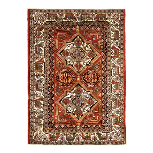 فرش دستبافت قوچان دلنشان، طرح قفقاز، ابعاد: 135×185